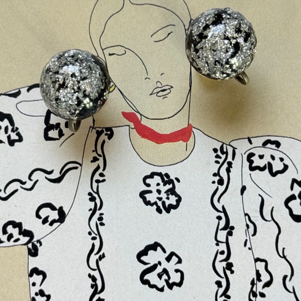 VINTAGE Earrings Silver Foil Confetti Black Resin Dome Silver Screw